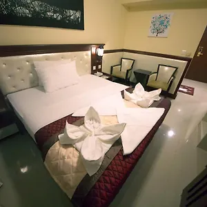 Mariana Hotel Dubái
